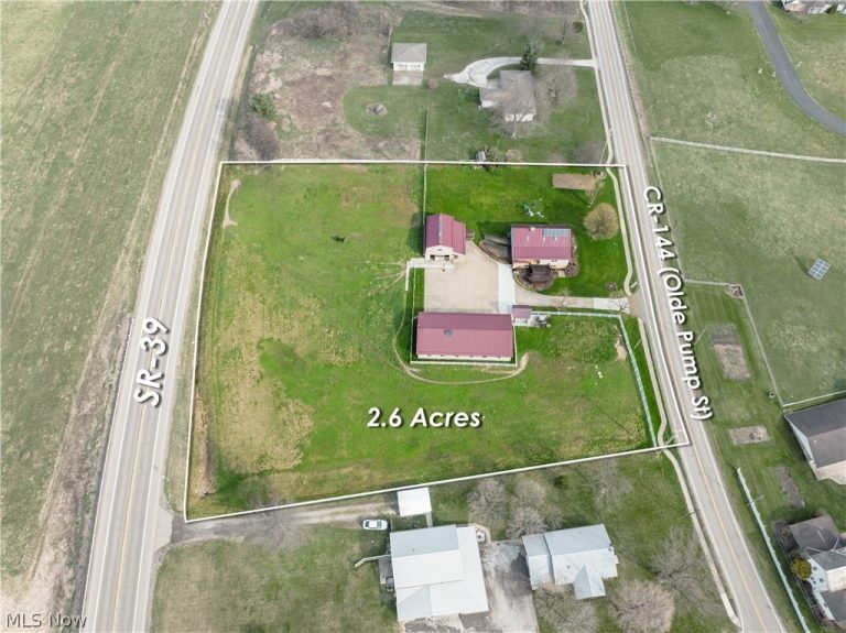 4607 County Road 145, Sugarcreek, OH - Photo 2
