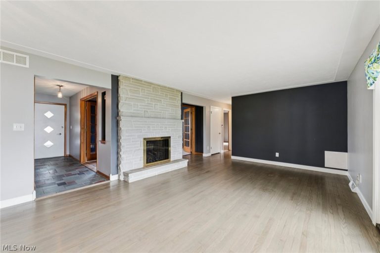 229 Vassar Avenue, Elyria, OH - Photo 3