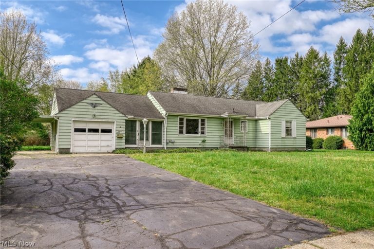 1074 Jessie Avenue, Kent, OH, 44240