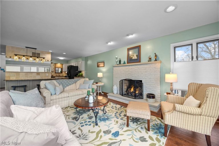 4613 Compass Rose #10, Vermilion, OH - Photo 5