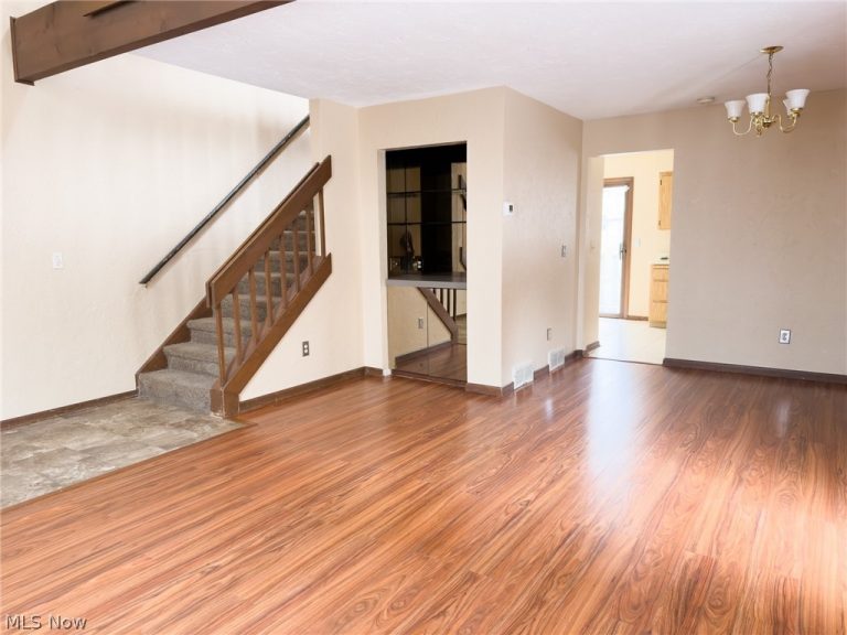 1363 Belvoir Mews, South Euclid, OH - Photo 4