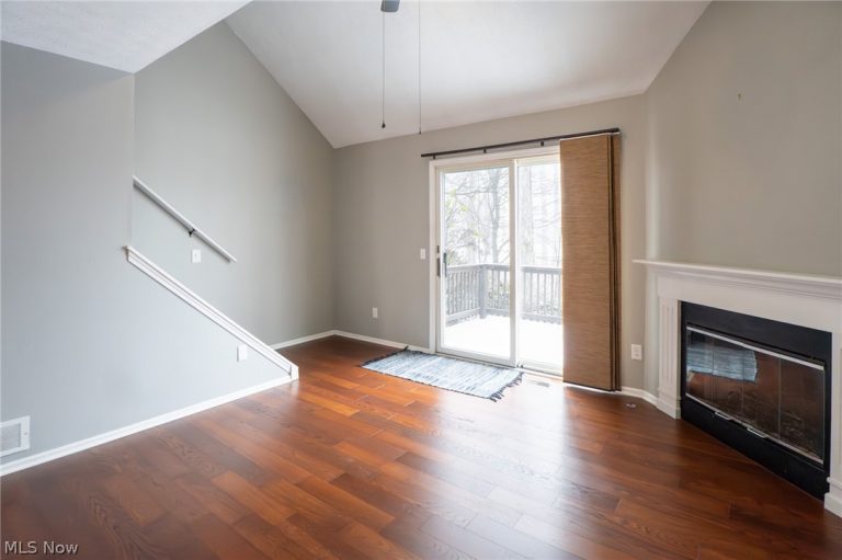 4985 Searls Drive, North Canton, OH - Photo 5