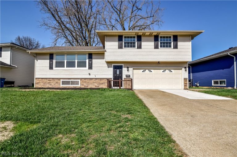 447 Saint Lawrence Boulevard, Eastlake, OH, 44095