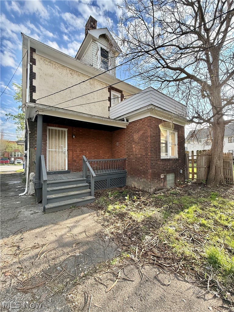 6913 Harvard Avenue, Cleveland, OH - Photo 2