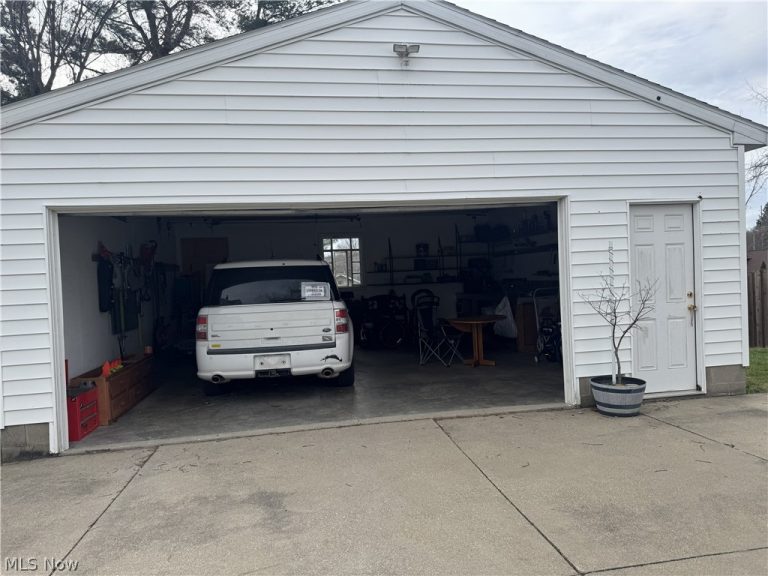 250 29th Street, Barberton, OH - Photo 3