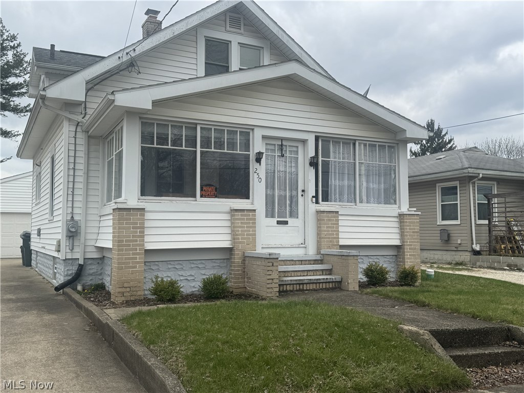 250 29th Street, Barberton, OH