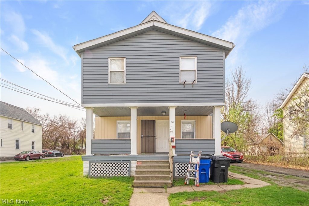 16118 Arcade Avenue, Cleveland, OH