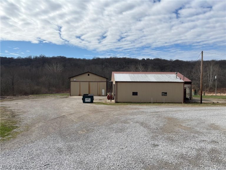 8367 Overton Road, Burbank, OH, 44214