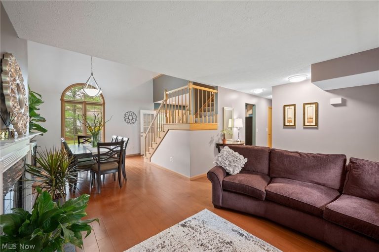 20745 Sun Meadow Trail, Strongsville, OH - Photo 5