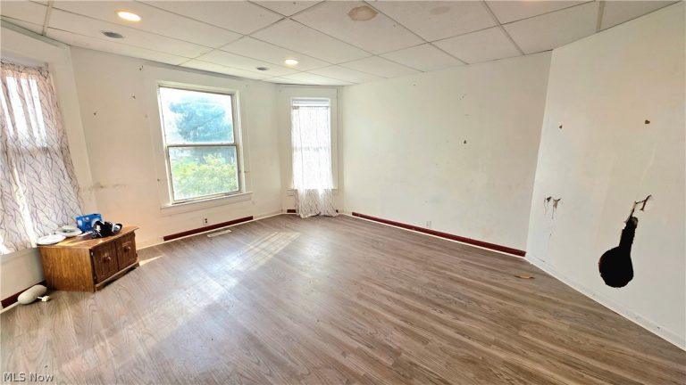 104 Spring Street, Marietta, OH - Photo 6