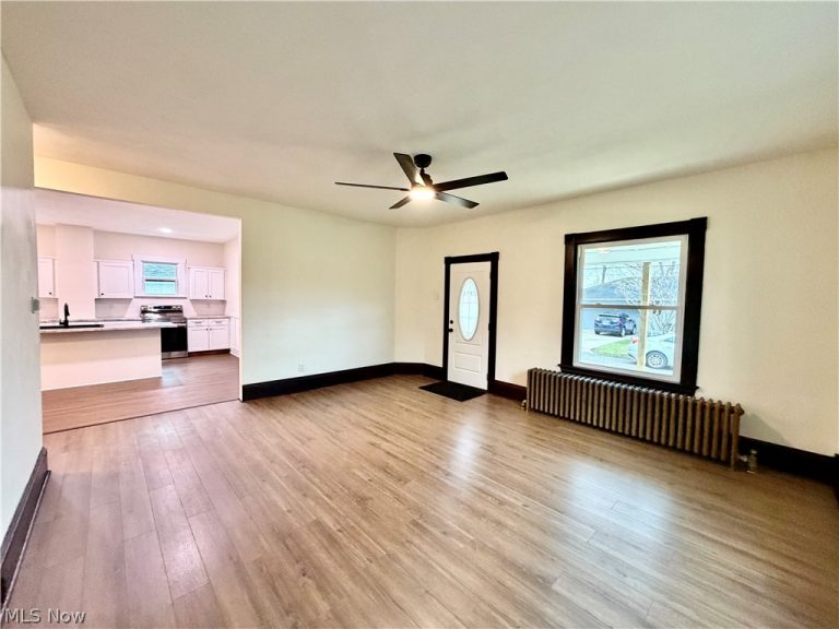 559 Jackson Street, Hubbard, OH - Photo 4