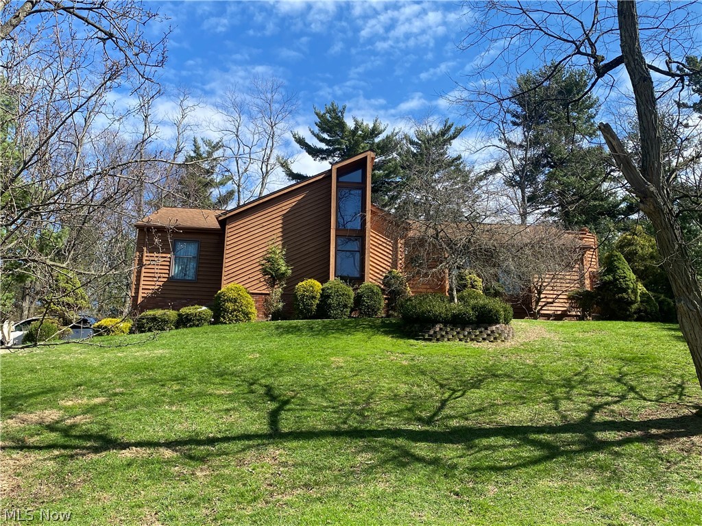 68499 Greenwood Street, St Clairsville, OH