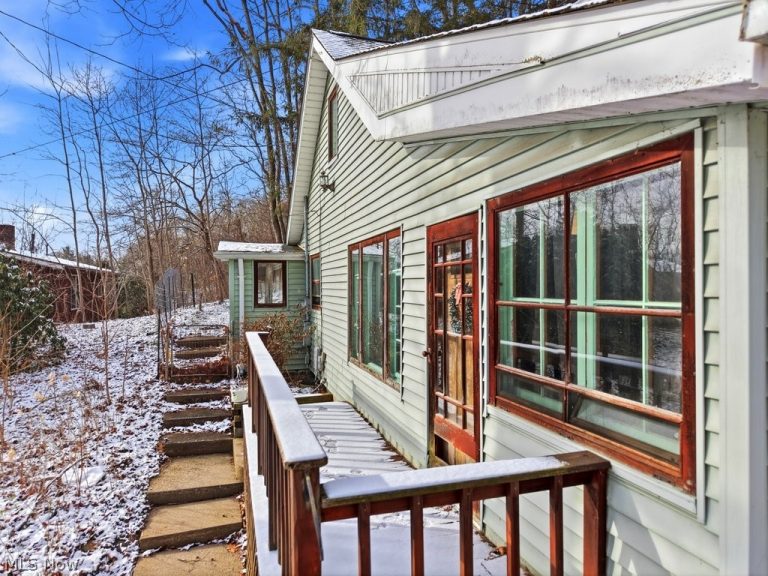 2070 Cypress Avenue, Kent, OH - Photo 4