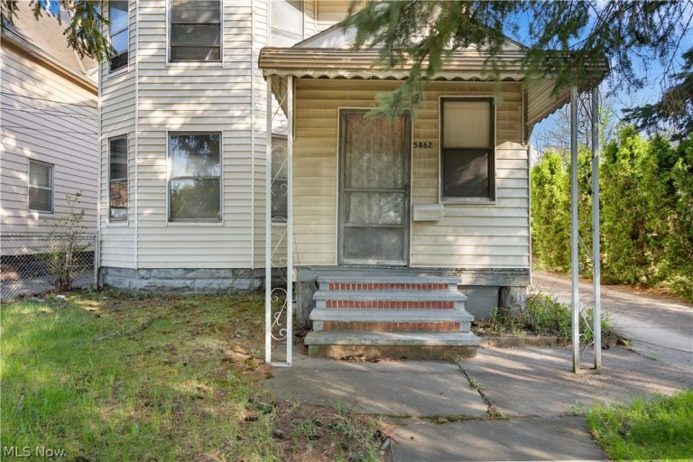 5862 Cable Avenue, Cleveland, OH - Photo 4