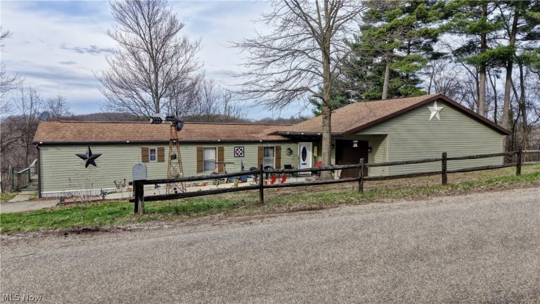 5931 Beagle Club Road, Newcomerstown, OH, 43832