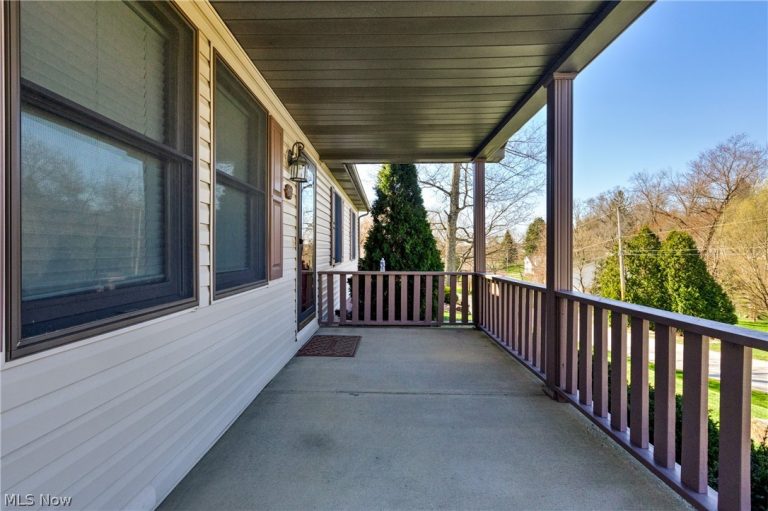 616 James Street, East Palestine, OH - Photo 8