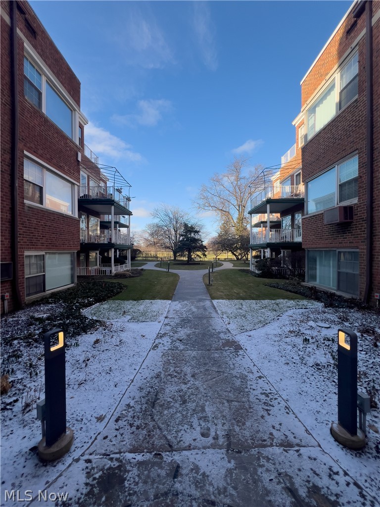 19901 Van Aken Boulevard #7, Shaker Heights, OH - Photo 6