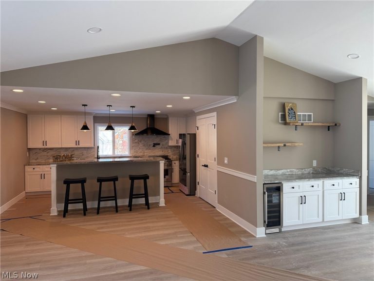 3940 Ellendale Road, Chagrin Falls, OH - Photo 6