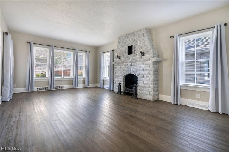 1226 Ford Court, Canton, OH - Photo 8