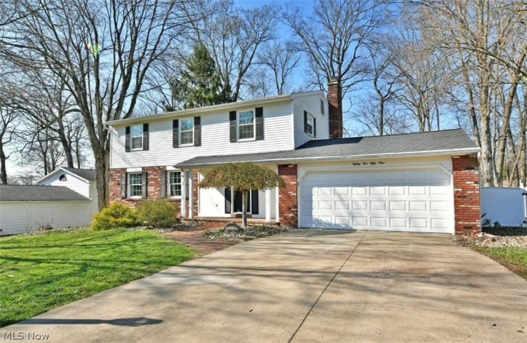 8559 Bayberry Drive, Warren, OH, 44484