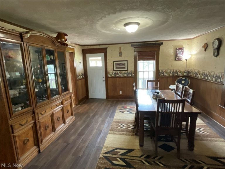130 1st Street, Newcomerstown, OH - Photo 5