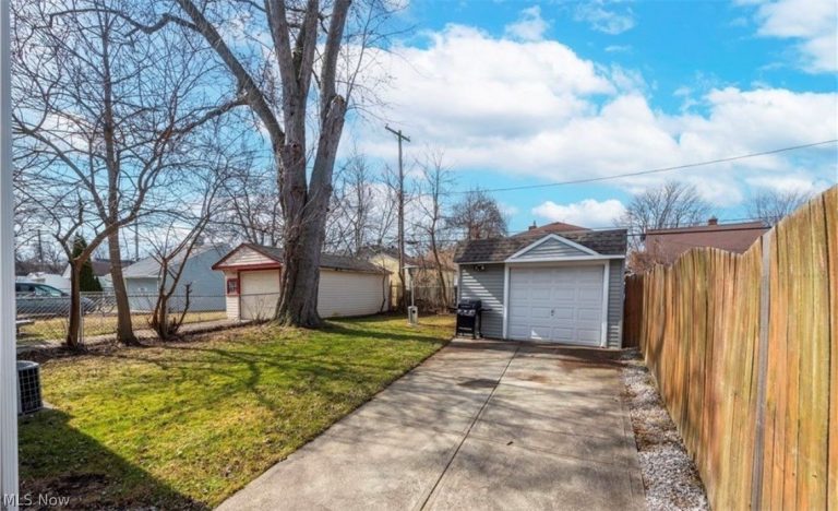 4492 170th Street, Cleveland, OH - Photo 3