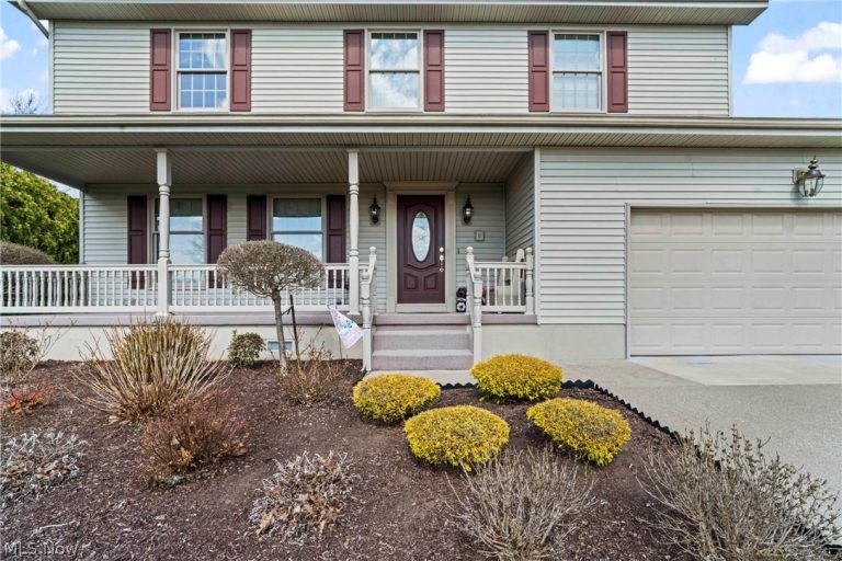 551 Regency Circle, Canfield, OH - Photo 2