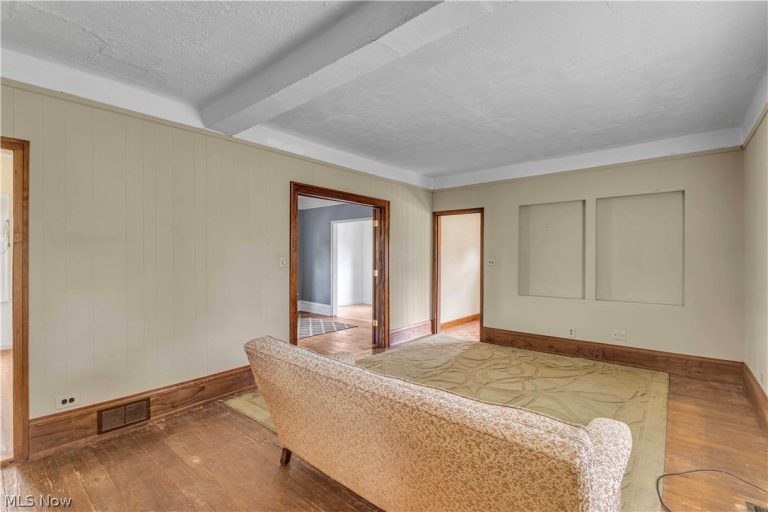 20710 Fuller Avenue, Euclid, OH - Photo 4