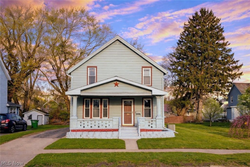 770 Broad Street, Conneaut, OH
