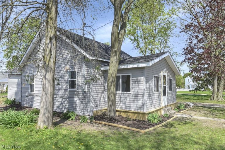 506 Washington Street, Port Clinton, OH - Photo 4