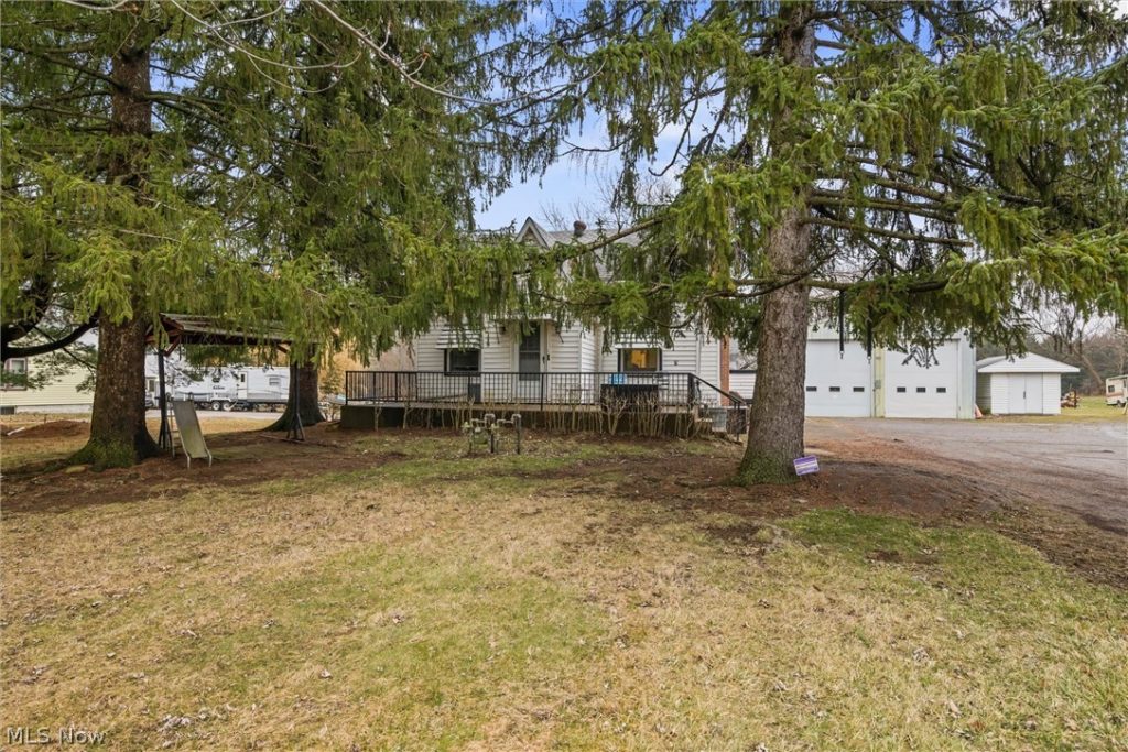 9687 South Avenue, Poland, OH
