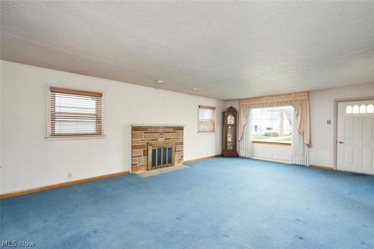 122 Fenton Avenue, Mogadore, OH - Photo 4