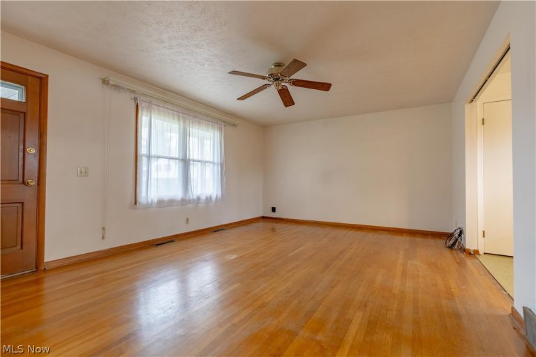 740 Marion Avenue, Massillon, OH - Photo 8