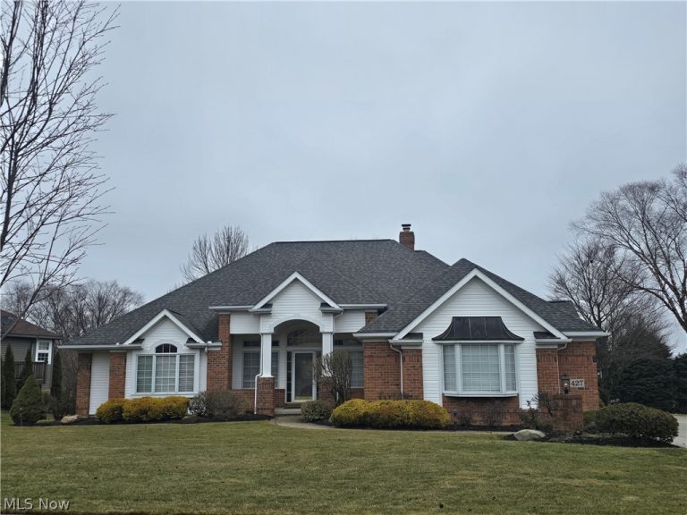 427 English Tern Drive, Fairlawn, OH, 44333