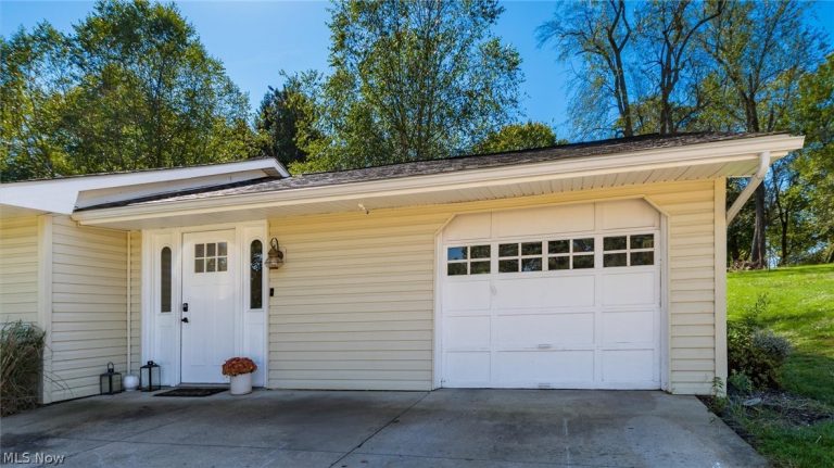 270 Highland Drive, Zanesville, OH - Photo 3