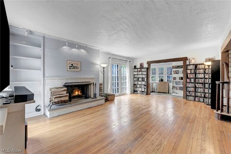 1284 Overlook Road, Lakewood, OH - Photo 8