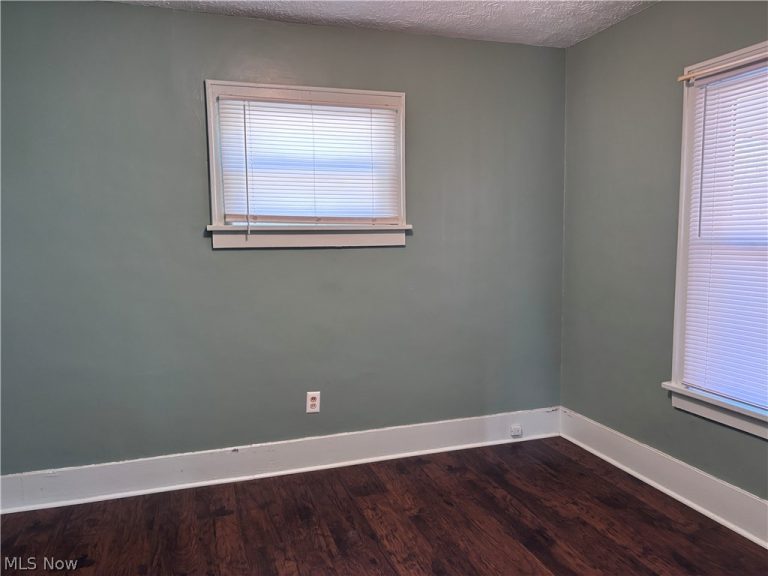 1236 Arnold Avenue, Akron, OH - Photo 5