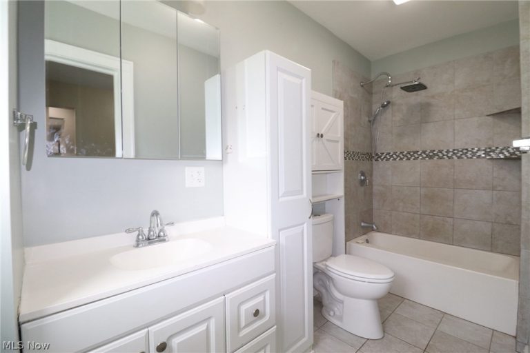 172 Main Street, Creston, OH - Photo 5