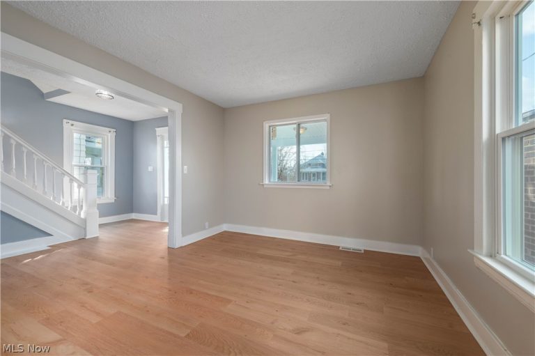 828 11th Street, Lorain, OH - Photo 8