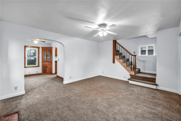 330 18th Street, Elyria, OH - Photo 8