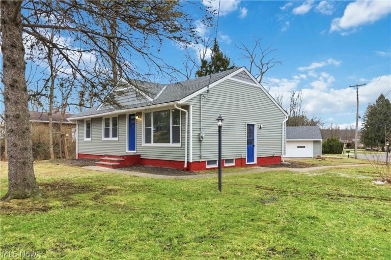 9486 York Road, North Royalton, OH - Photo 4