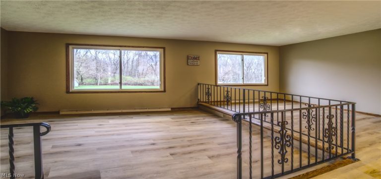 5200 Donner Drive, New Franklin, OH - Photo 6