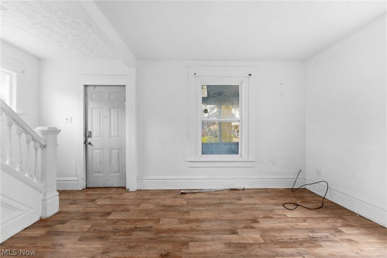 185 Stanton Avenue, Akron, OH - Photo 6