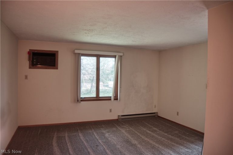 333 Ridgewood Drive, Seven Hills, OH - Photo 6