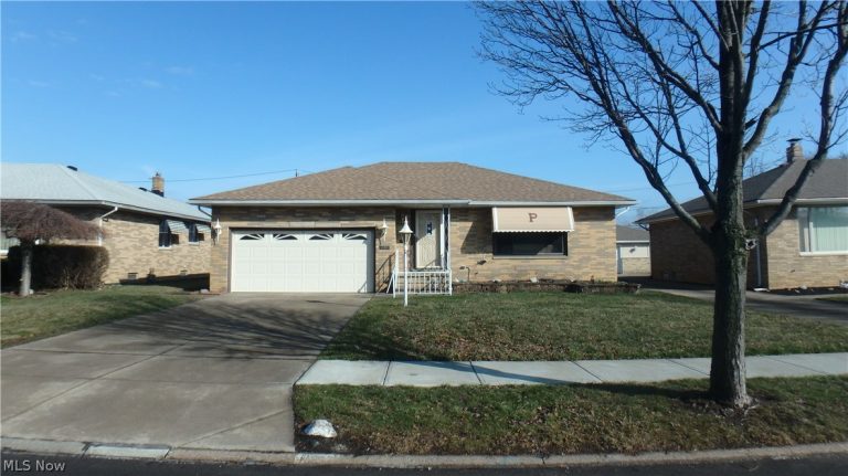 9638 Idlewood Drive, Brooklyn, OH, 44144