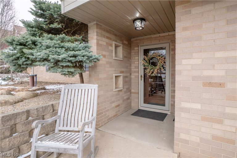 7416 Woodcrest Avenue, Canton, OH - Photo 2