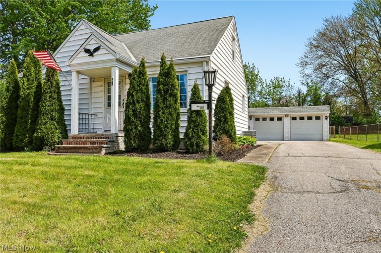 338 Rocky River Drive, Berea, OH - Photo 5