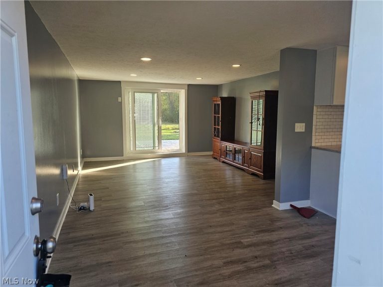 572 David Drive, Streetsboro, OH - Photo 8