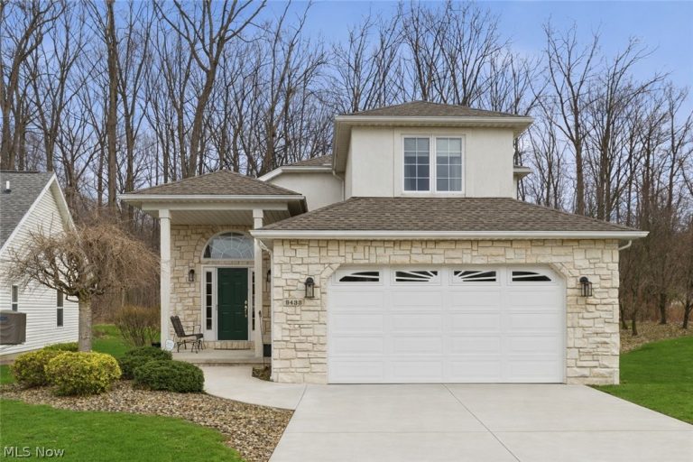 9433 Scottsdale Drive, Broadview Heights, OH - Photo 2