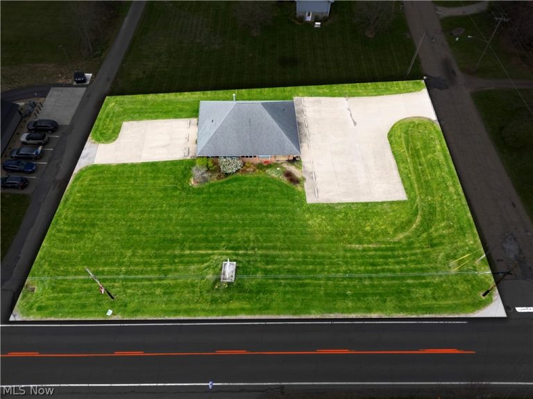 226 Burwell Avenue, Loudonville, OH - Photo 2